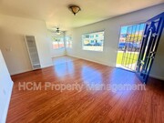 Photo - 922 W 25th St