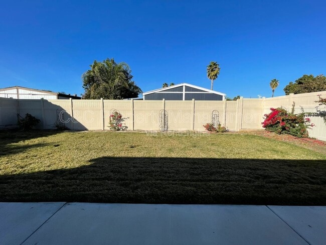 Photo - 620 Brittania Rd