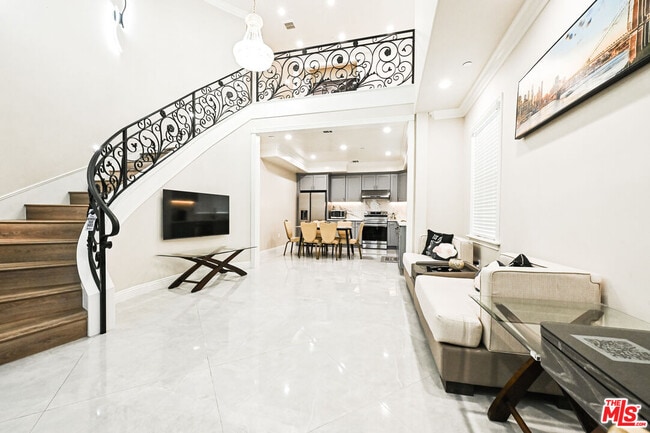 Photo - 2028 S Chapel Ave