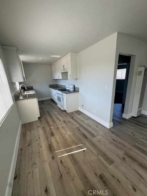 Photo - 600 N Rose Ave