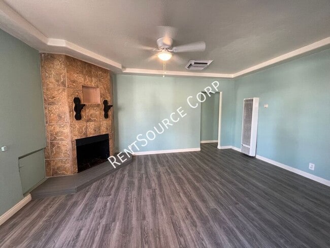 Photo - 808 Arville Ave