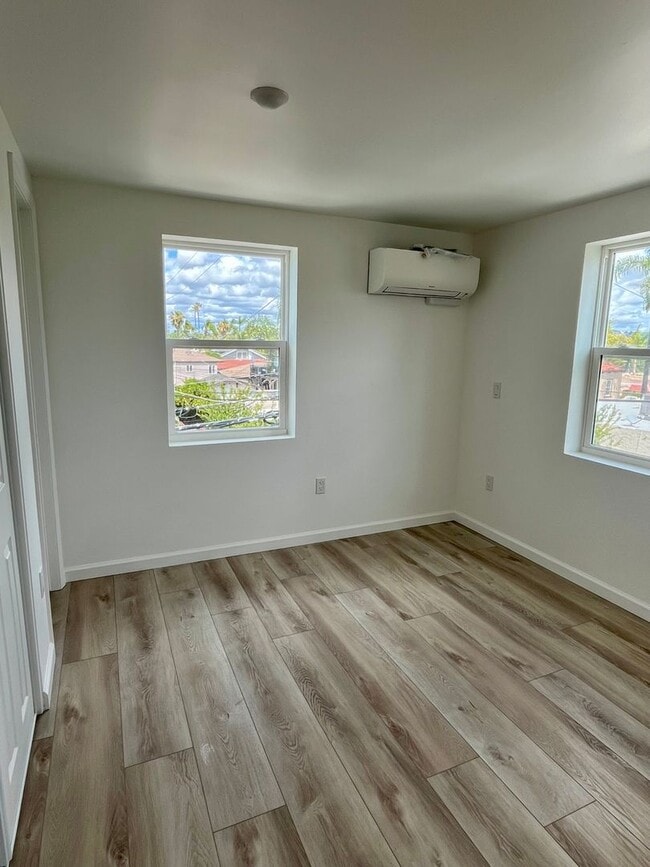 Photo - Kensington: 1 Bedroom 1 Bath Unit 09