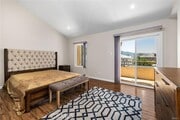 Photo - 608 Hawthorne St Townhome