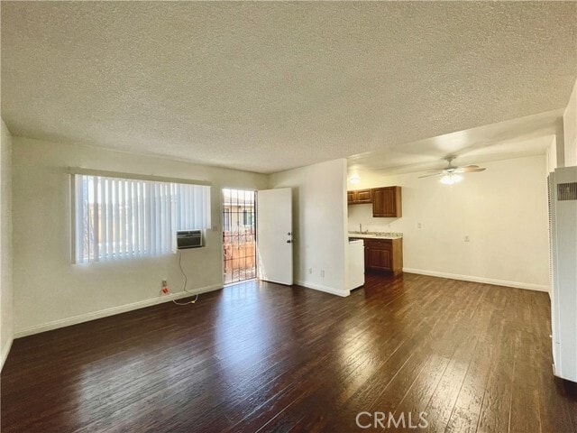 Photo - 935 E Rte 66