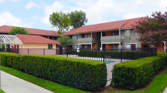 Photo - Cambria Villa Apartments