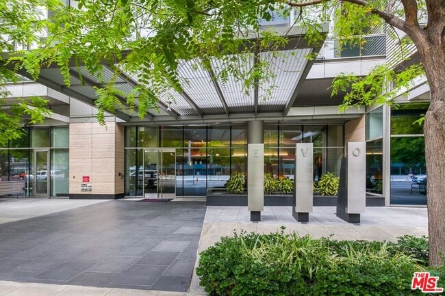 Photo - 1155 S Grand Ave Unit 401