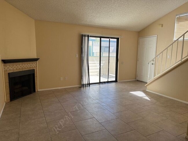 Photo - *** Please call us @ 661-266-1400 for info...