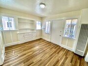 Photo - 1032 W 1st St Unit B