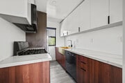 UNIT 6 - 2814 Sichel St. Apartments