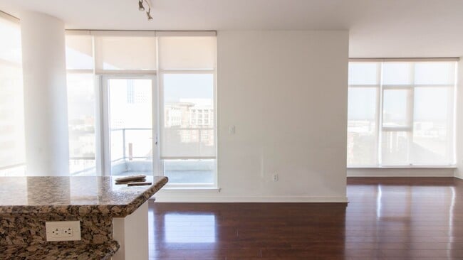 Photo - 411 Season Way Unit 901