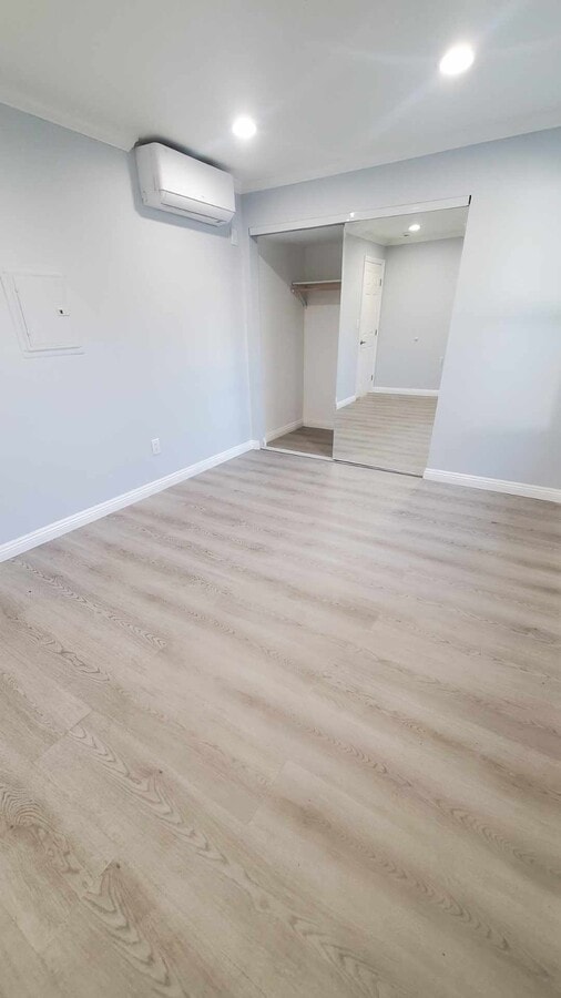 Photo - 21215-21212 De La Guerra St