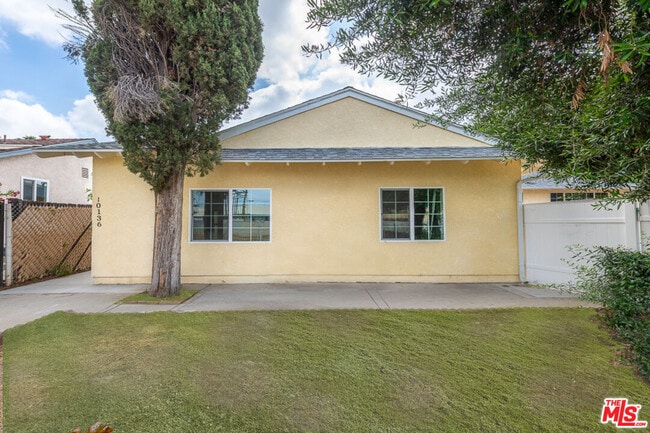Photo - 10136 Forbes Ave Townhome