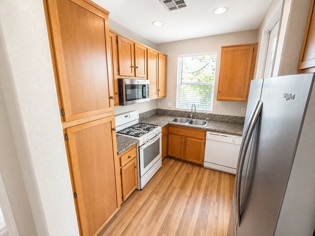 Photo - 2728 Black Walnut Ct Unit # 430