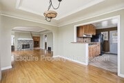 Photo - 2381 Hyland Ave
