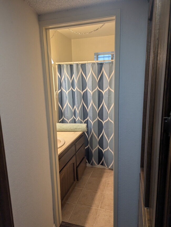 Photo - 1702 Wollacott St Unit Wollacott Apartment