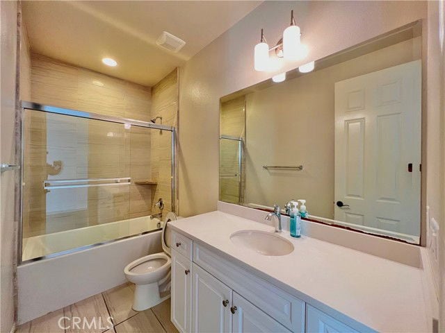 Photo - 183 Bright Poppy