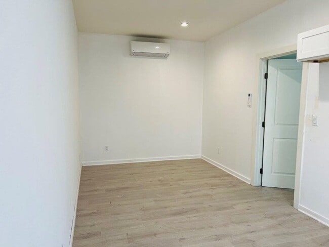 Photo - Hart RCLA RUBS Unit 18556 1/2