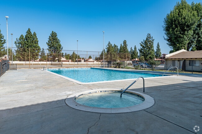 Mission Village - Pool - Archibald-7781