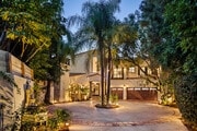 Photo - 4909 Woodley Ave