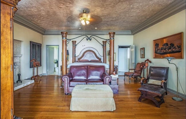 Photo - 1800 E Ocean Blvd Unit 9