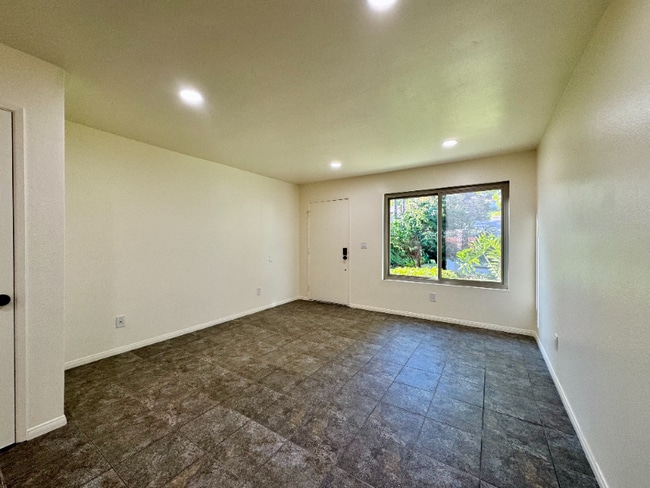 Photo - 6624 Bell Bluff Ave Unit B