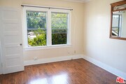 Photo - 1353 W 49th St Condo