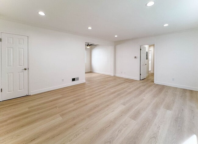 Photo - 2607 Abbot Kinney Blvd Unit 2607