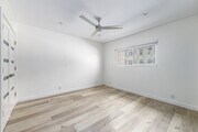 1BR, 1BA - 650SF - Bedroom - 514 S. Mariposa Ave.