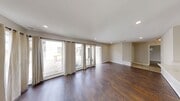 Photo - 5BD/2BA, Easy Walk to Campus!! Townhome