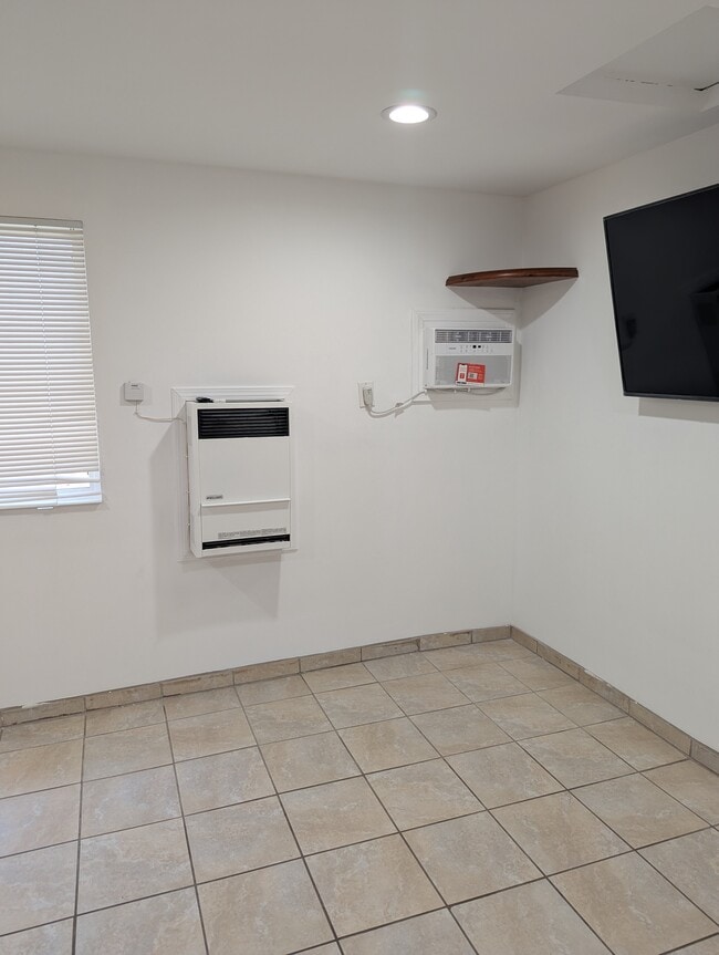 Photo - 5218 York Blvd Unit 2
