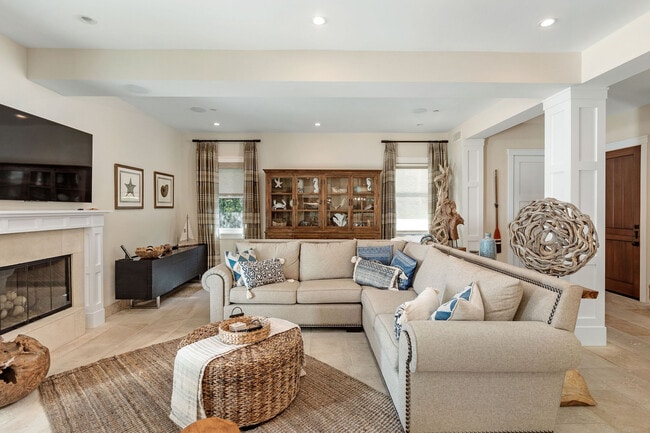 Photo - 706 S Catalina Ave