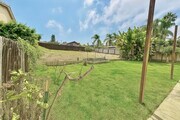 Huge Back yard - 781 Saxony Rd House