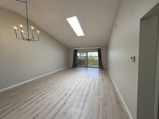 Photo - Enjoy Resort-Style 55+ Living in This Bright Camarillo Home