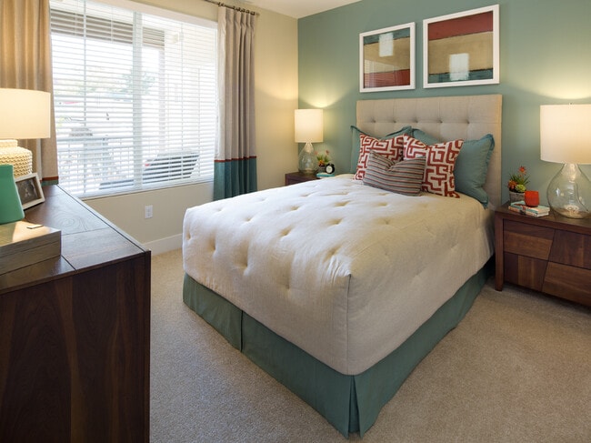 One Bedroom Bedroom - Avalon Vista
