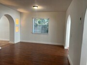 Photo - 333 E Providencia Ave Unit 333 1.2
