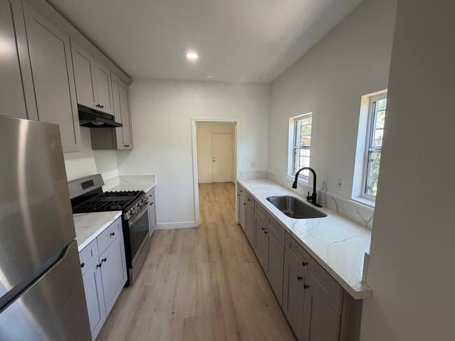 Photo - 2139 Venice Blvd Unit 2139 Venice Blvd