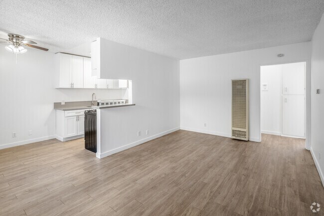 2BR, 1BA - 725SF - Living Room and Kitchen - 3932 Sepulveda Blvd