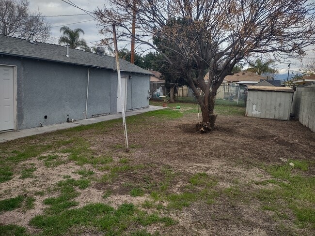 Photo - 2925 Wall Ave