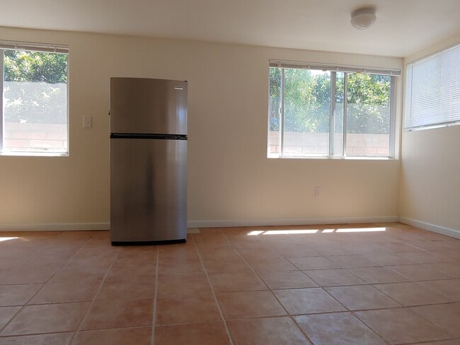 Photo - 5345 Northridge Ave