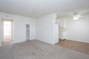 Photo - *OPEN HOUSE: 10/25 1:30-2:30PM* Charming 2... Unit 06