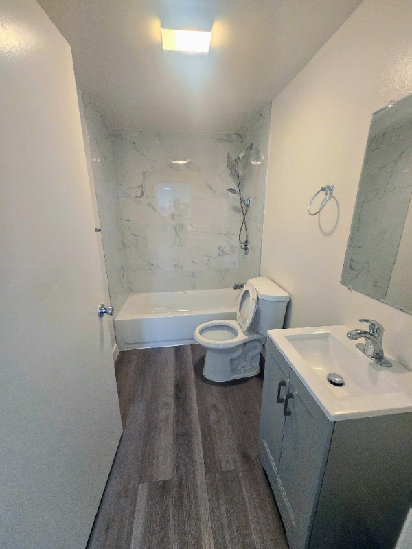 Photo - 843 S Ardmore Ave Unit 102