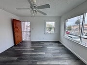Photo - 858 W 88th St House