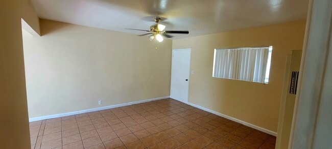 Building Photo - 1717 Alhambra Ave Unit B