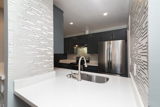 Photo - Spacious 2+2 in the Heart of Culver City!