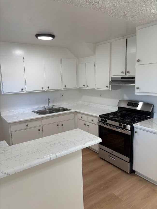 Norwalk Apartments - Norwalk Apartments