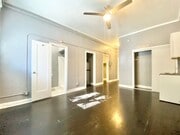 Photo - Valdamour Apartments