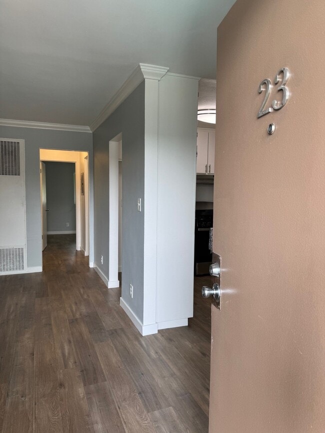 Building Photo - 8834 Topanga Canyon Blvd