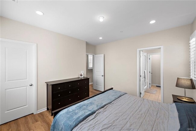 Photo - 107 Tubeflower