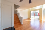 Loft - 1100SF - Kingsley Grand Apartments