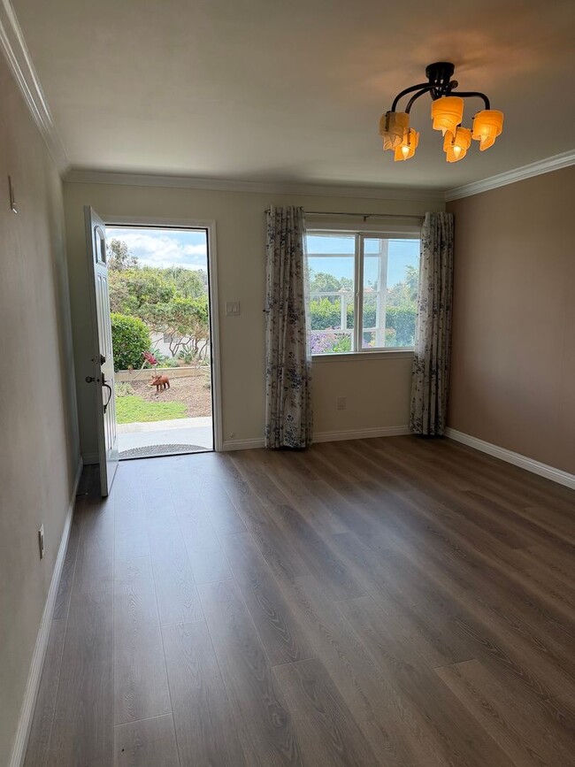 Photo - Beautifully Updated 3 Bed, 2 Bath Home in West Vista